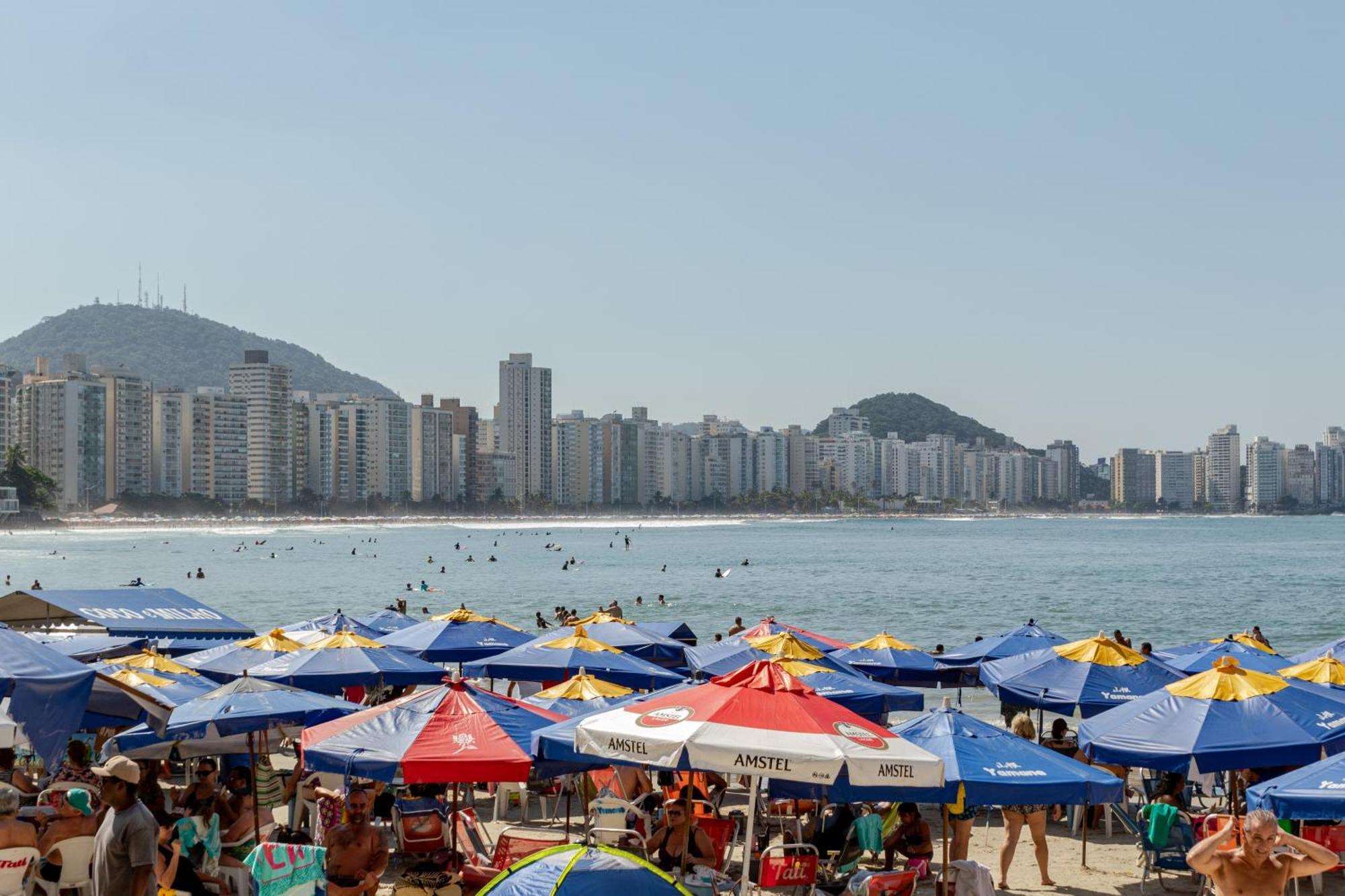 Apto - Predio De Frente Para Praia - Asturias - Guaruja - 2 Vagas Garagem - Wi-Fi E Ar Condicionado 외부 사진