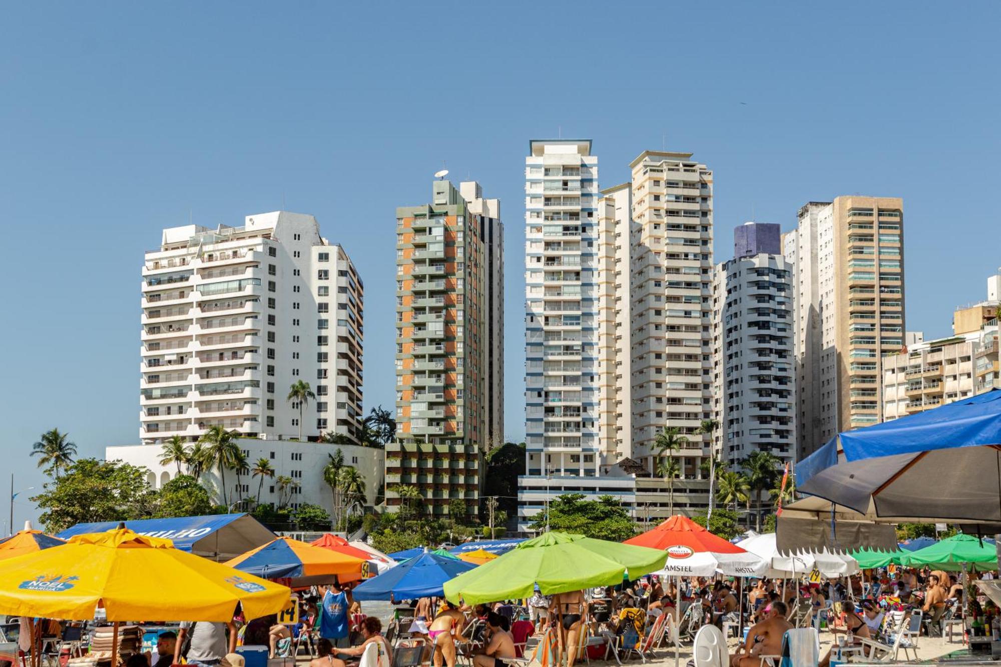 Apto - Predio De Frente Para Praia - Asturias - Guaruja - 2 Vagas Garagem - Wi-Fi E Ar Condicionado 외부 사진